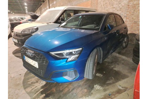 2022 Audi A3, Benzinas